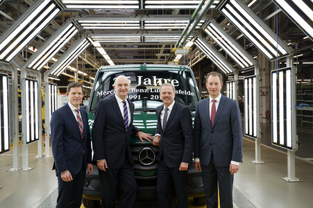 Jubiläumsfeier '25 Jahre Mercedes-Benz Werk Ludwigsfelde'