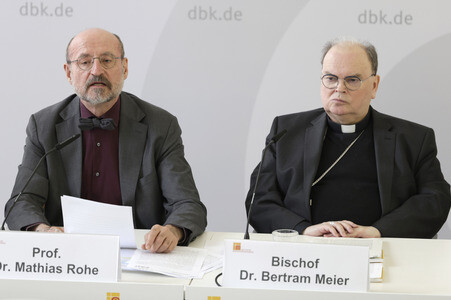 Pressegespräch 'Dialog zwischen Christen und Muslimen' bei der DBK in Würzburg