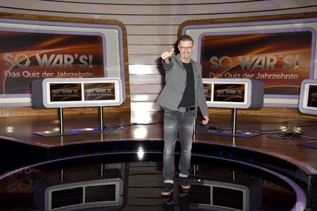 Fototermin zur Quizshow 'So war's! Das Quiz der Jahrzehnte' in Ismaning