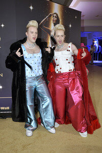 Weltpremiere der 'Blinded by Delight' Grand Show 2025 in Berlin