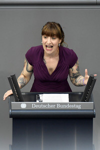 90. Sitzung des Deutschen Bundestages in Berlin
