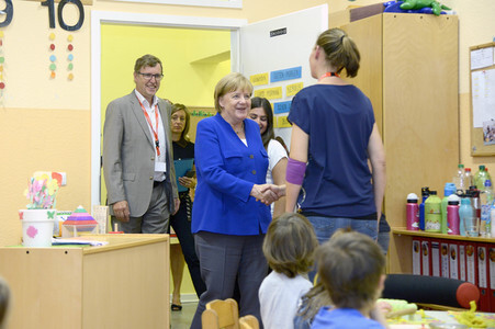 Angela Merkel besucht Caritas Zentrum in Köln
