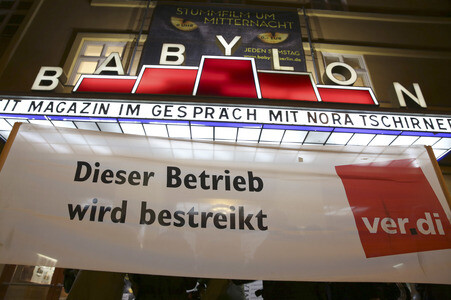 Streik im Kino Babylon Berlin