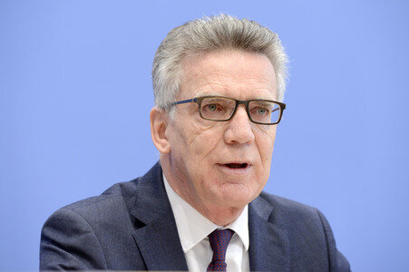 Pressekonferenz zur Entwicklung und aktuellen Flüchtlingszahlen in Berlin