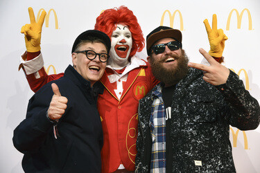 Grand Opening vom McDonald's Restaurant am Flughafen, Frankfurt