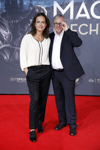 Filmpremiere 'Mackie Messer - Brechts Dreigroschenfilm' in Berlin