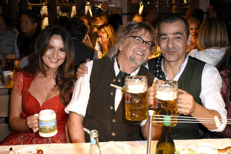 In Käfers Wiesn-Schänke bei der Eröffnung vom Oktoberfest 2018 in München