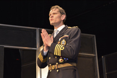 'Die Rede des Königs' Theateraufführung, Neustadt